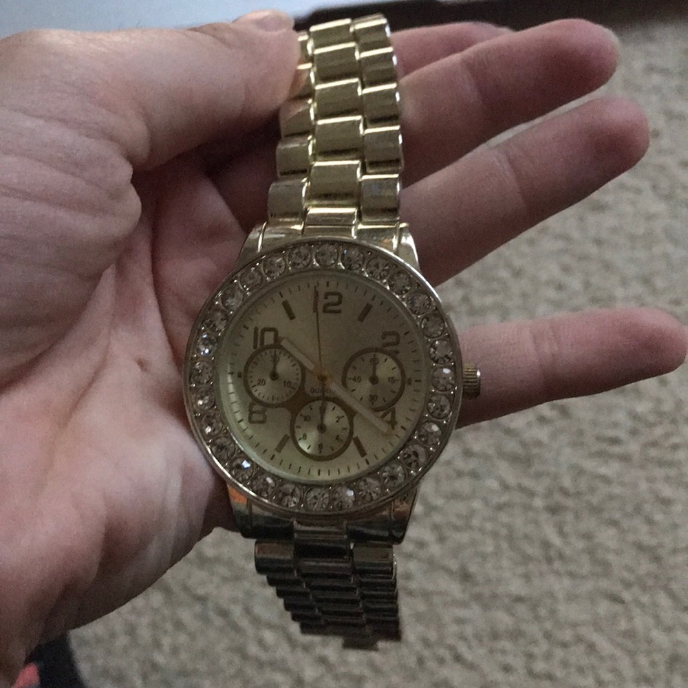⚡️Gold Watch - Picture 2 of 5